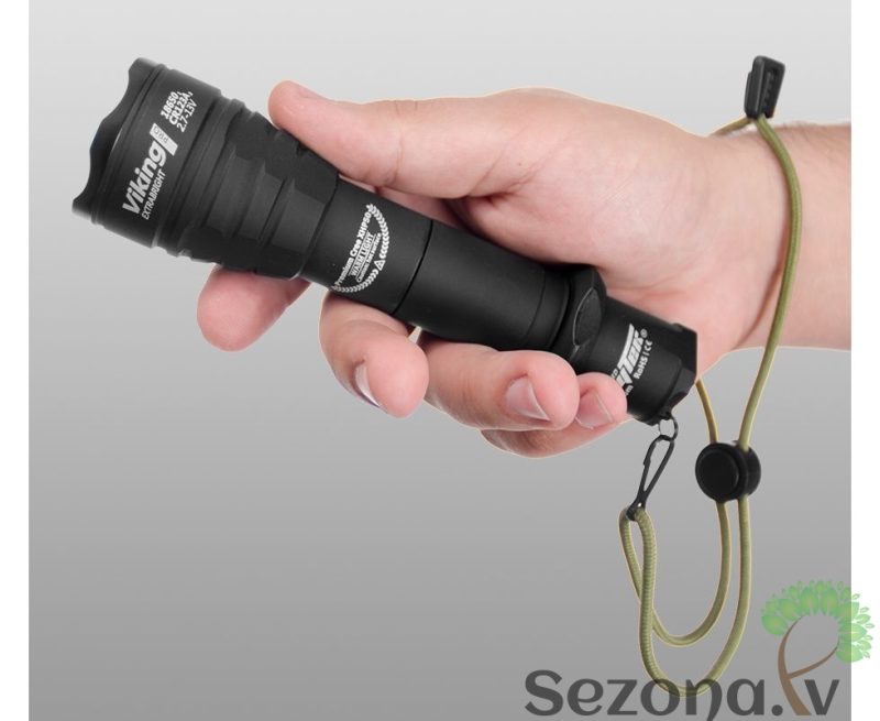 ARMYTEK VIKING PRO taktiskais lukturis