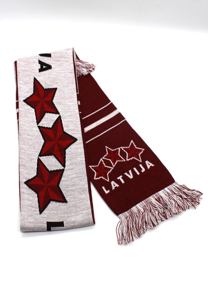 Šalle adīta Latvija Trīs zvaigznes